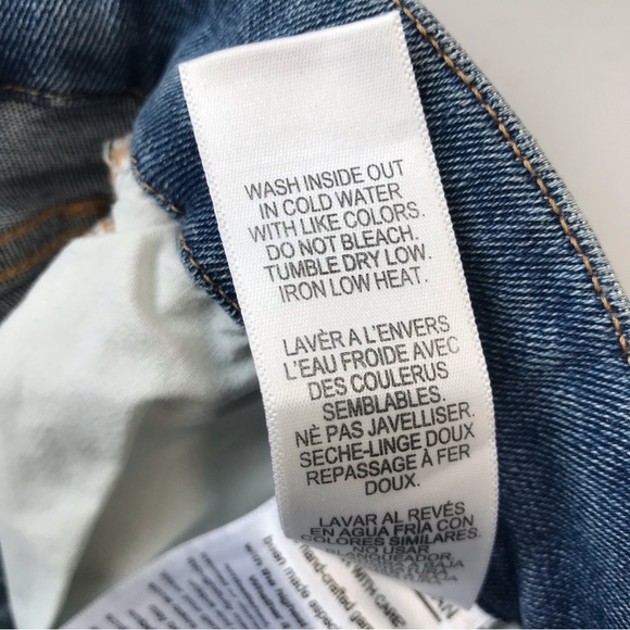 Good American Medium-Light Wash Good legs - Picture 8 of 10